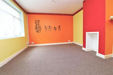 3 bedroom semi-detached house to rent, Scholfield Road, Keresley End, Coventry