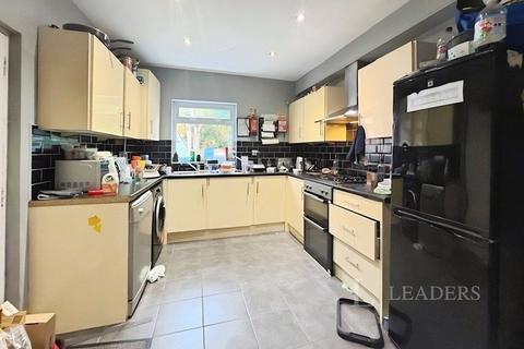 5 bedroom terraced house to rent, Mabfield Road, M14
