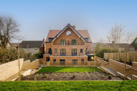 3 bedroom penthouse for sale, 25 The Grove, Coulsdon, CR5