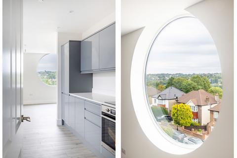 3 bedroom penthouse for sale, 25 The Grove, Coulsdon, CR5
