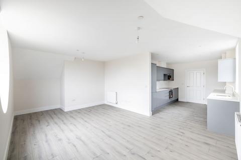 3 bedroom penthouse for sale, 25 The Grove, Coulsdon, CR5
