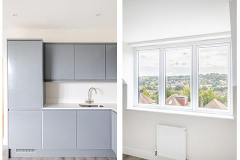 3 bedroom flat for sale, 25 The Grove, Coulsdon, CR5