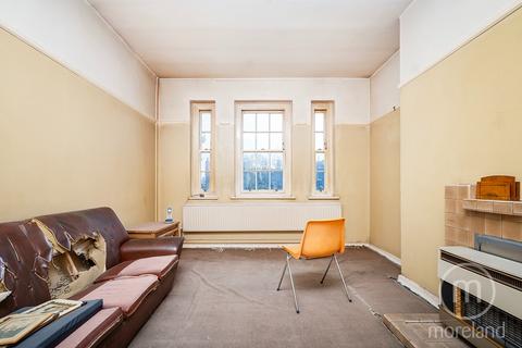 1 bedroom apartment for sale, Landseer House, London NW8