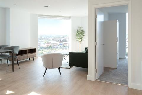 2 bedroom apartment to rent, Dantzic Street, Manchester, M4