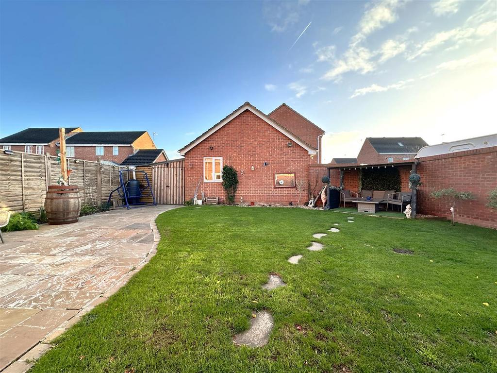 Rear Garden 465