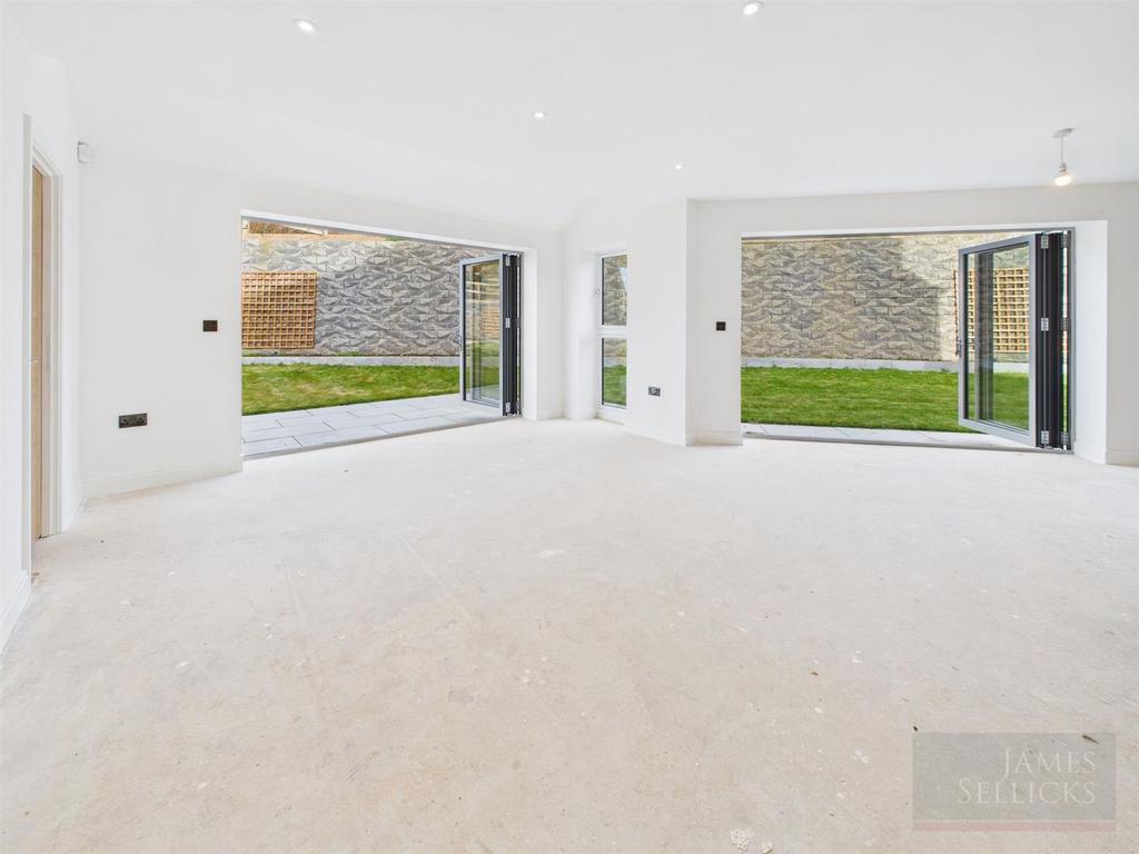 Open plan dining kitchen