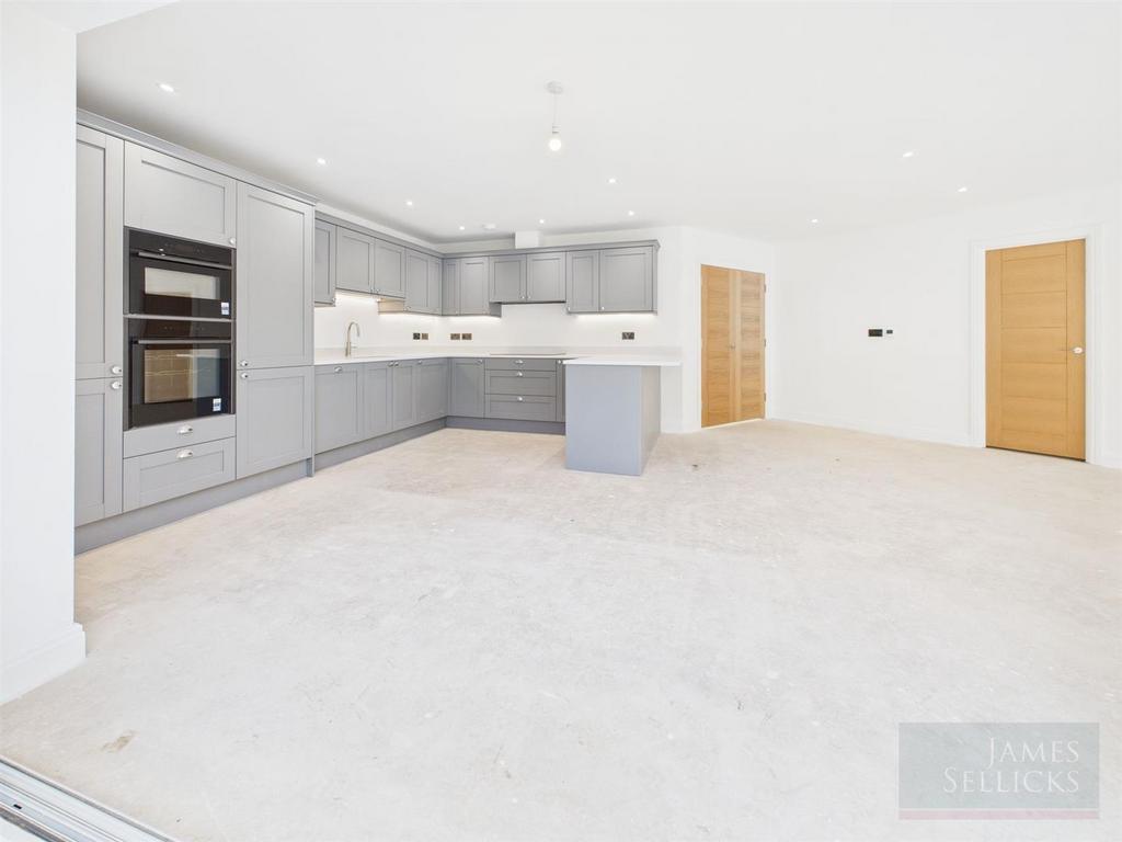 Open plan dining kitchen