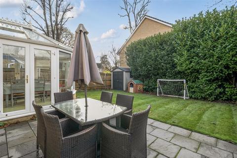 undefined, Paget Close, Surrey GU15