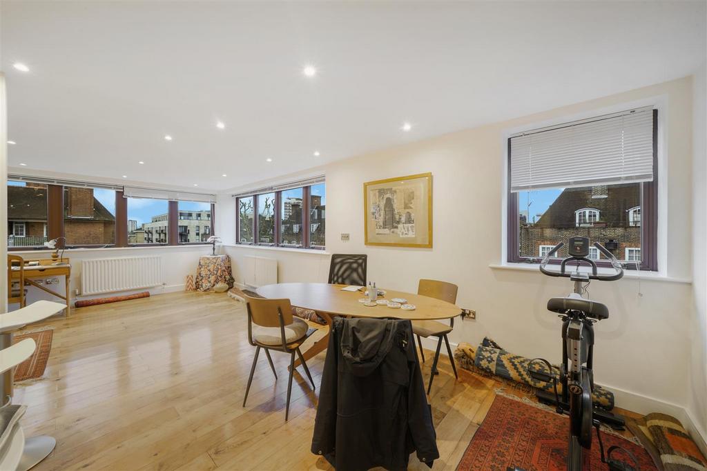 Fisherton Street - s WMH9ixz FEts Ga FNGQkz.jpg