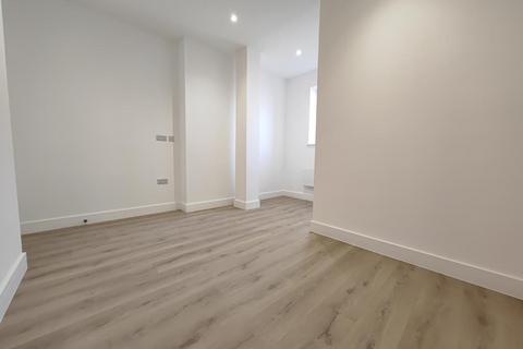 undefined, Peach Street, Wokingham