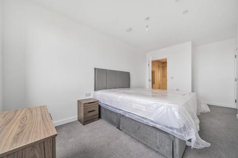 2 bedroom flat to rent, St Pauls Road, Barking, London, IG11