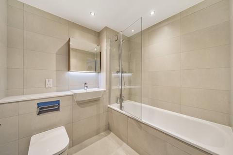 2 bedroom flat to rent, St Pauls Road, Barking, London, IG11