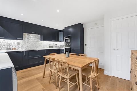 undefined, Cavell Drive, Bishop's Stortford CM23