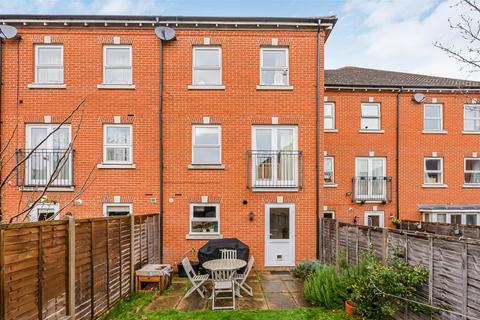 4 bedroom townhouse for sale, Cavell Drive, Bishop's Stortford CM23