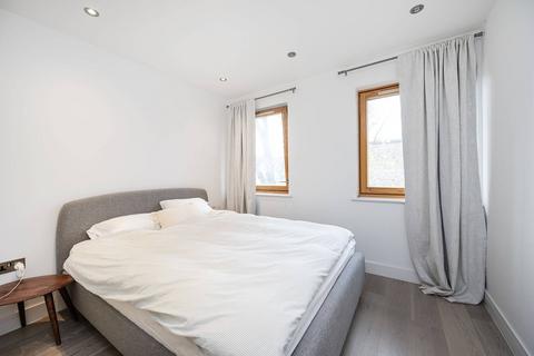 undefined, Paragon Road, Hackney, E9