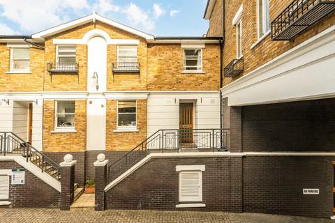 Hillgate Place, London SW12