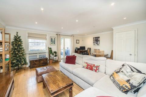 2 bedroom flat to rent, Hillgate Place, London SW12