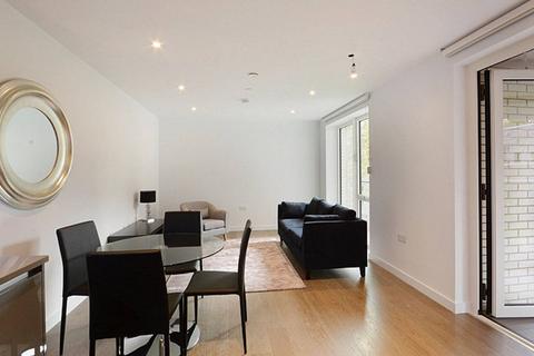 1 bedroom flat to rent, Sayer Street, Elephant and Castle, London, SE17