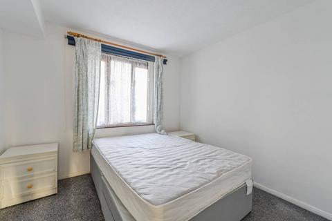 1 bedroom flat for sale, Discovery Walk, Wapping, London, E1W