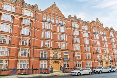 Bickenhall Mansions, Marylebone, London, W1U