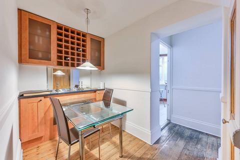 2 bedroom flat for sale, Bickenhall Mansions, Marylebone, London, W1U