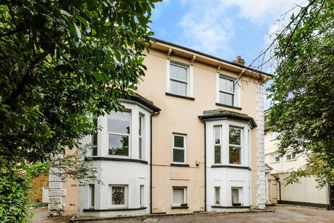 undefined, Upper Richmond Road, West Putney, London, SW15