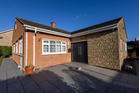 4 bedroom detached house for sale, Avon Drive, Whetstone, Leicestershire.