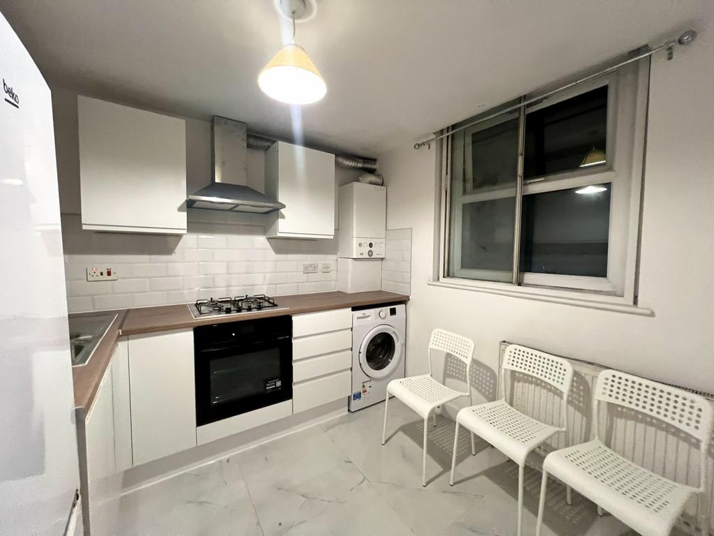 2 bed flat to rent available immediately in lewis