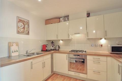 2 bedroom flat to rent, Explorers Court, Virginia Quay, 5 Newport Avenue, Canary Wharf, London, E14