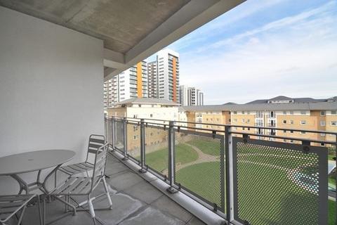 2 bedroom flat to rent, Explorers Court, Virginia Quay, 5 Newport Avenue, Canary Wharf, London, E14