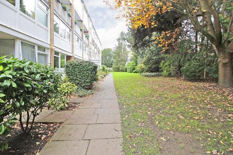 undefined, Tarnwood Park, London SE9