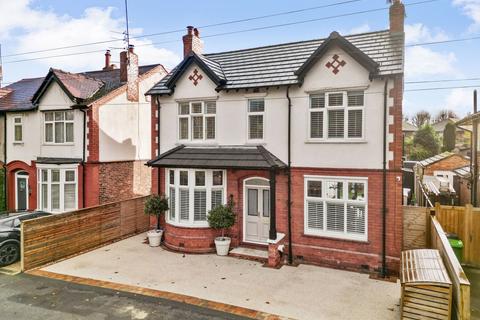 Thelwall New Road, Grappenhall, WA4