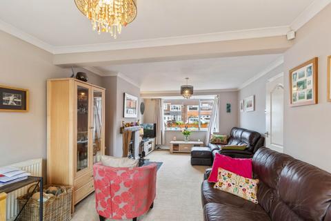 4 bedroom semi-detached house for sale, Welwyn Close, Thelwall, WA4