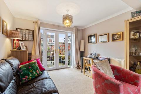 4 bedroom semi-detached house for sale, Welwyn Close, Thelwall, WA4