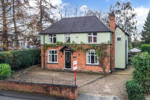 4 bedroom detached house for sale, Gibb Lane, Catshill, Bromsgrove, Worcestershire, B61