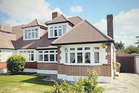 3 bedroom bungalow for sale, Lenham Road, Bexleyheath DA7