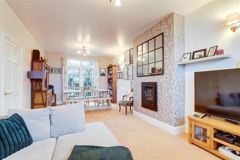 3 bedroom semi-detached house for sale, Cantley Avenue, Nottingham NG4