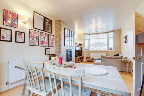 3 bedroom semi-detached house for sale, Cantley Avenue, Nottingham NG4