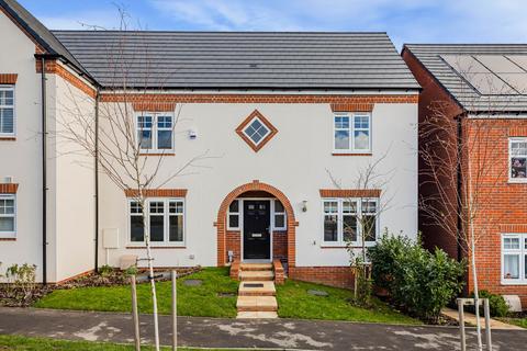 3 bedroom semi-detached house for sale, Meadow Brown Road,Gloucester,GL19 4FA