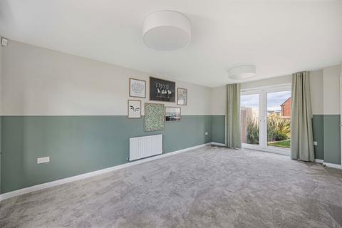 3 bedroom semi-detached house for sale, Meadow Brown Road,Gloucester,GL19 4FA