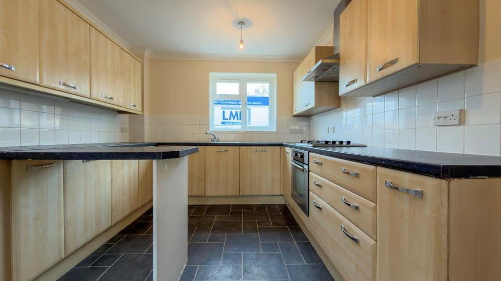6 Bancroft Lane Soham 6.jpg