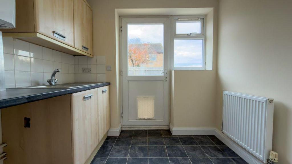 6 Bancroft Lane Soham 8.jpg