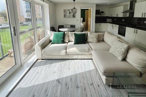 undefined, Cypress Road, Luton, Bedfordshire, LU1