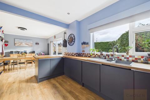 undefined, Cheltenham Road East, Gloucester