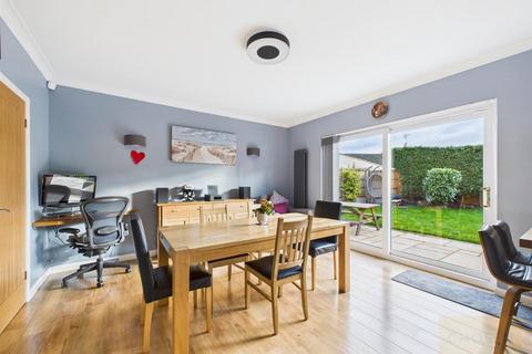 undefined, Cheltenham Road East, Gloucester