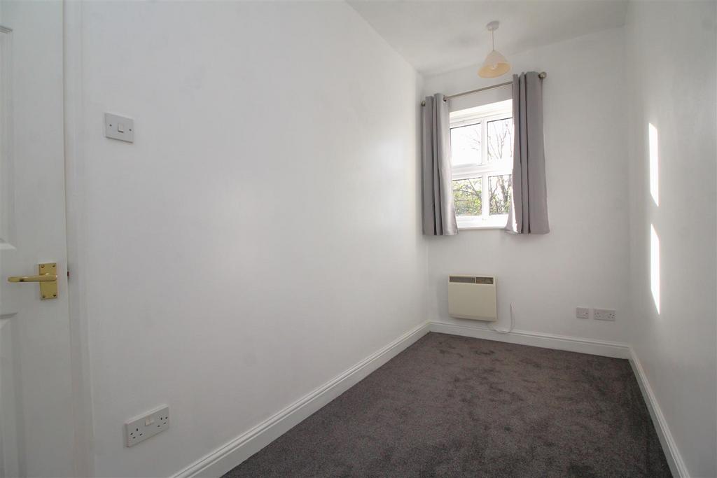Bedroom 2 .JPG