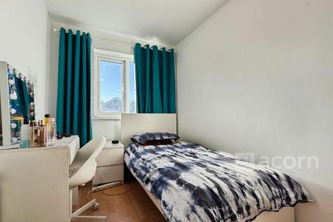 undefined, Halifield Drive Belvedere DA17
