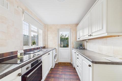 3 bedroom semi-detached house for sale, Springfield Avenue, Brough