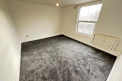undefined, Flat 2,  46-48 West Street, Dunstable, Bedfordshire, LU6 1TA
