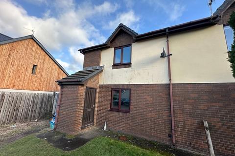 2 bedroom semi-detached house to rent, Kilverts View, Clyro, Hereford, HR3